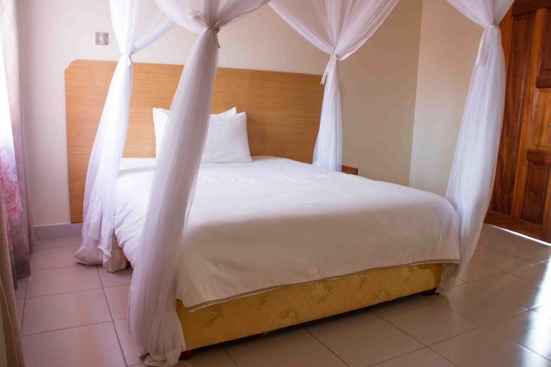 Akello Annex Hotel 3*