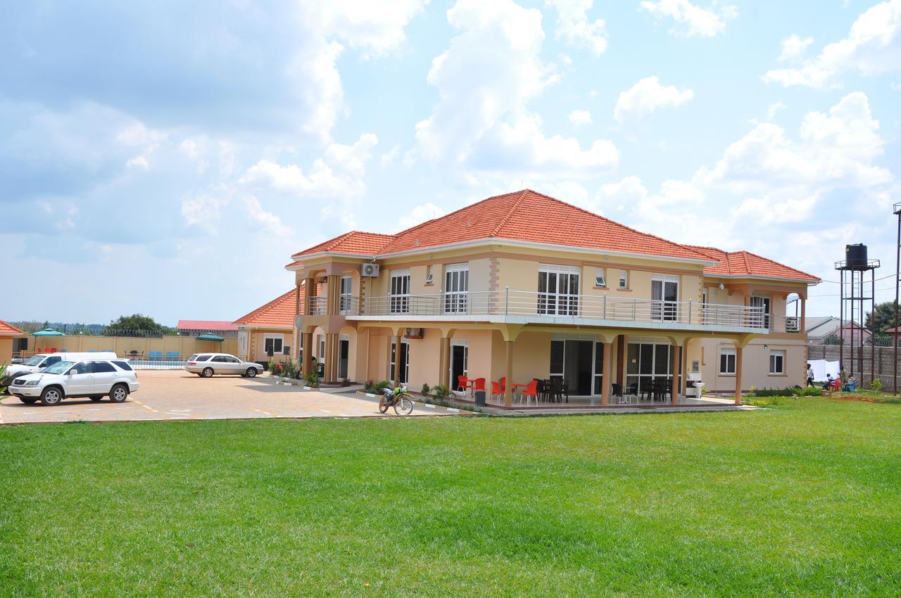 Hotel Akello Annex 3*