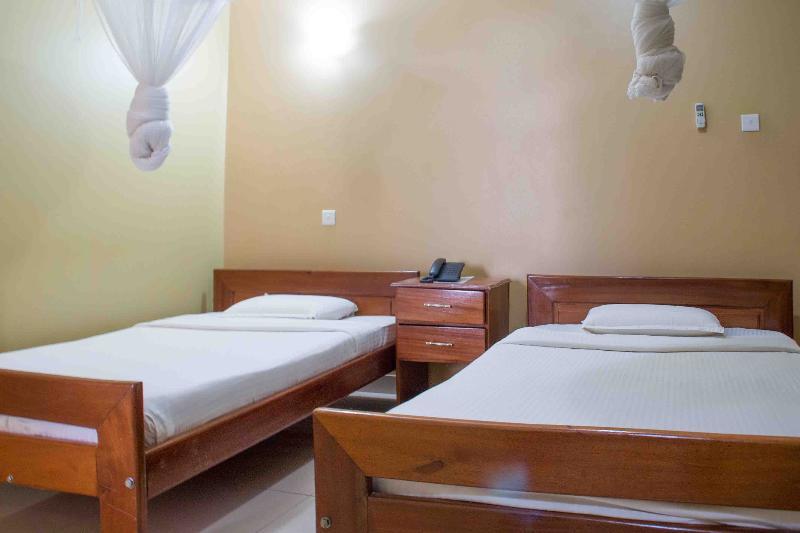 Hotel Akello Annex 3*
