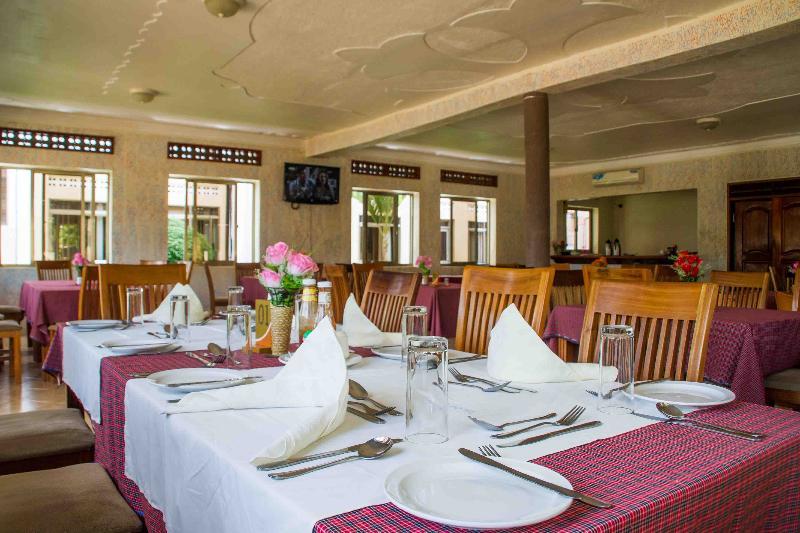 Akello Annex Hotel 3*